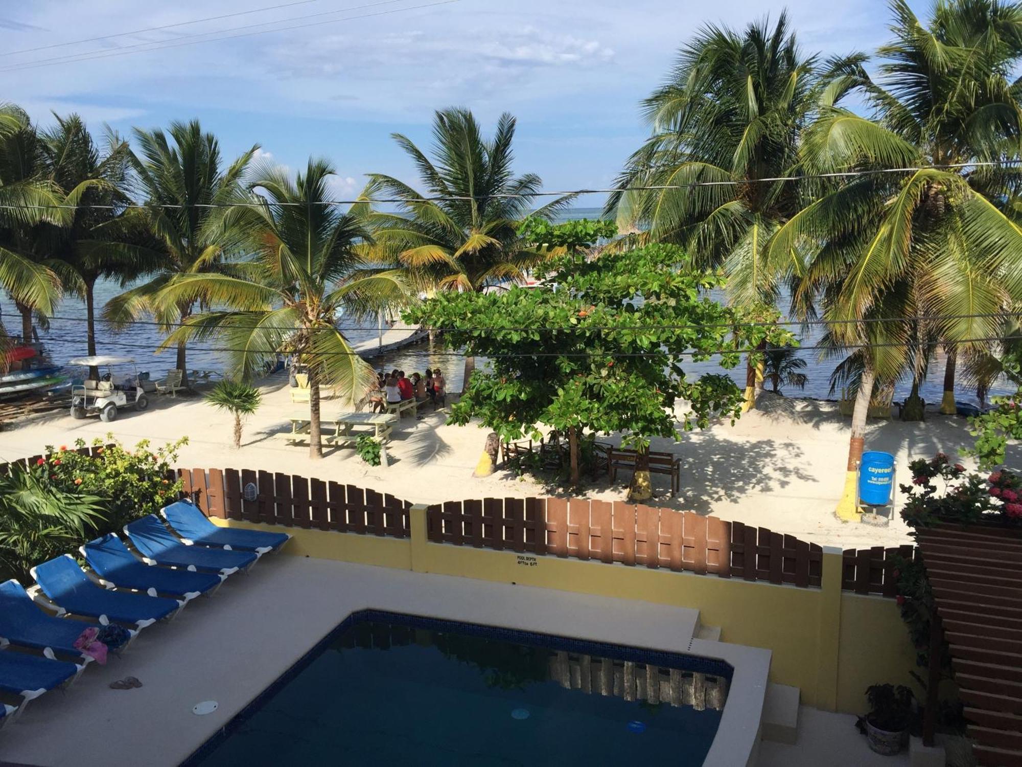 Caye Reef Condos Caye Caulker Room photo
