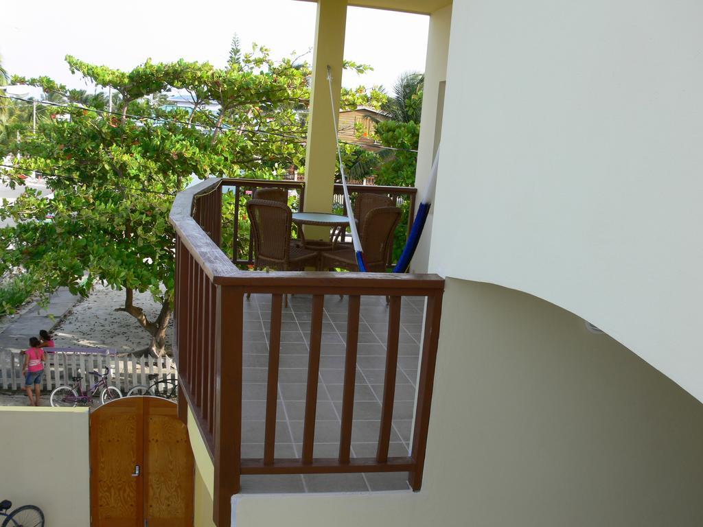 Caye Reef Condos Caye Caulker Exterior photo